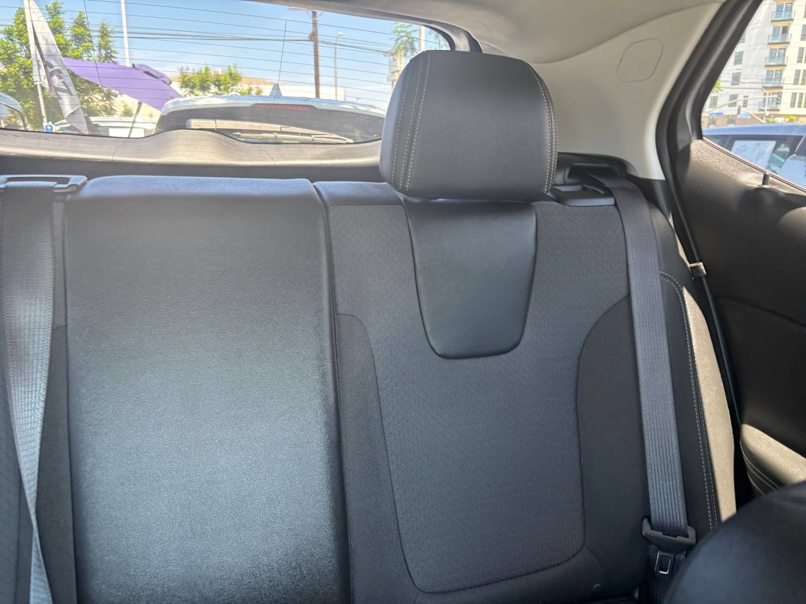 Used 2025 Buick Encore GX Preferred FWD image 38