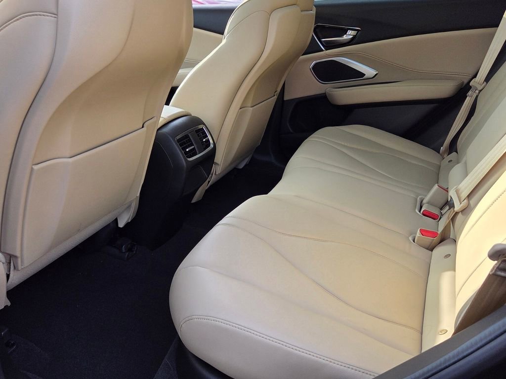 Used 2024 Acura RDX SH-AWD image 13