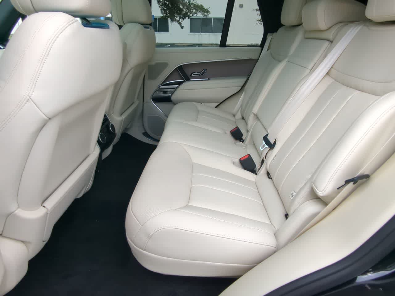 New 2026 Land Rover Range Rover SE AWD/4WD image 21