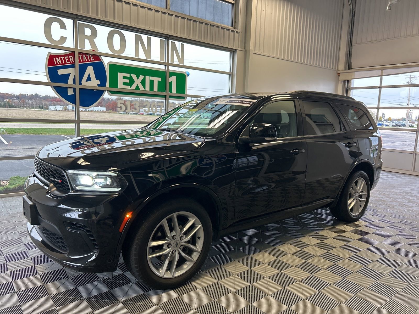 Used 2024 Dodge Durango GT image 3