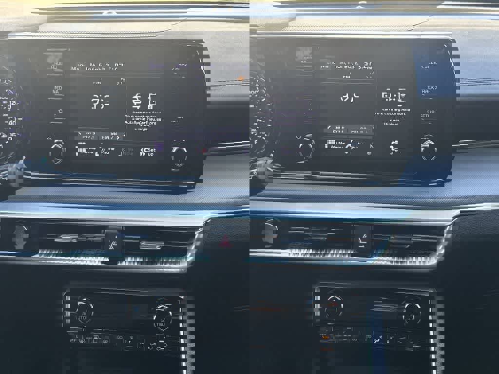 Used 2022 Kia K5 LXS image 16