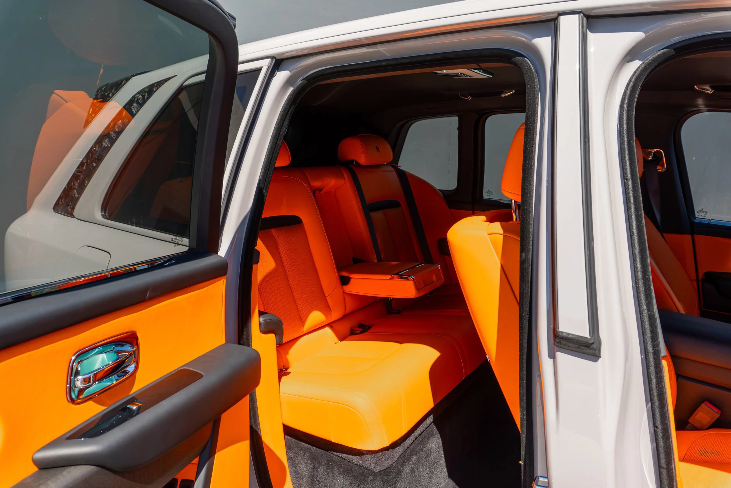 Used 2026 Rolls-Royce Cullinan AWD/4WD image 15