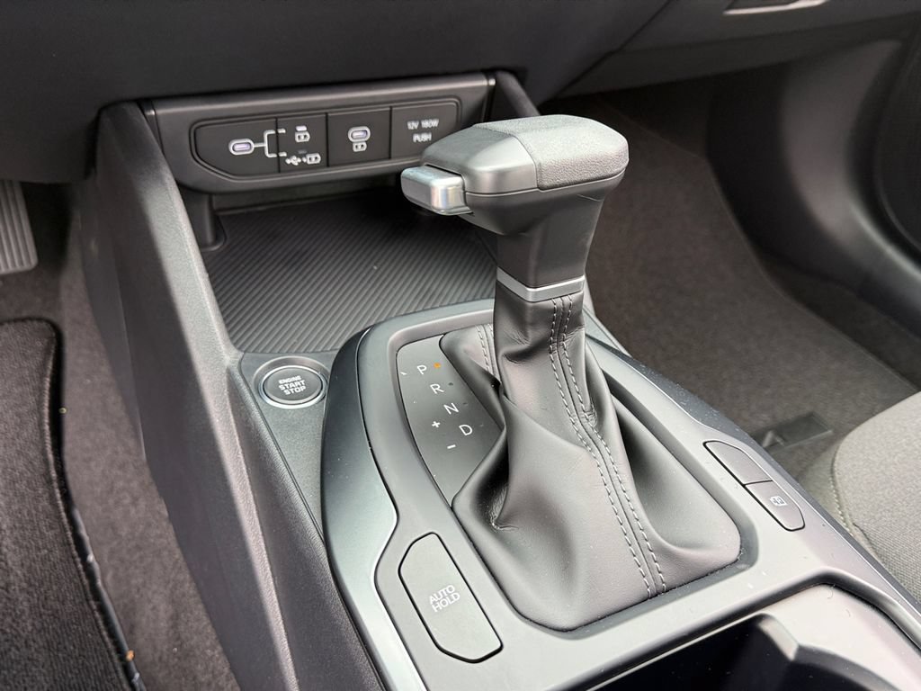 New 2026 Kia K4 FWD image 21