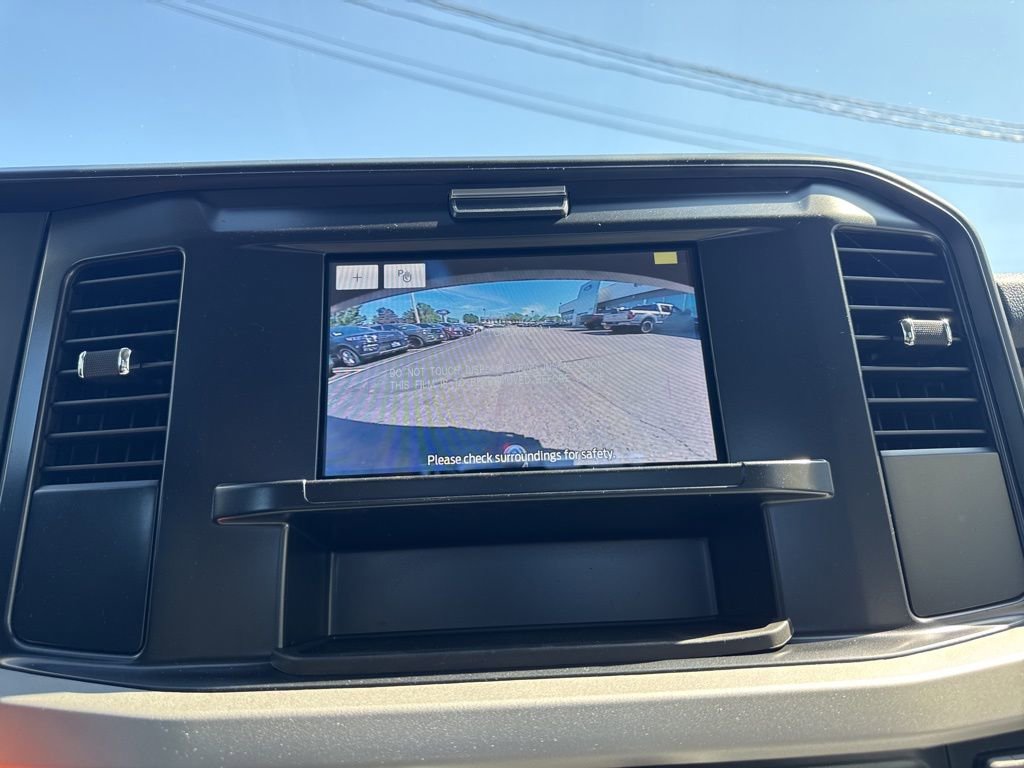 New 2025 Ford F550 4x4 Regular Cab Super Duty image 17