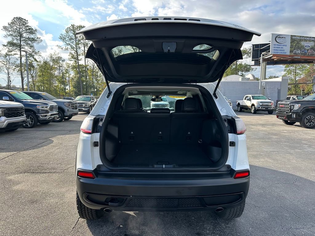 Used 2022 Jeep Cherokee Latitude w/ Sun & Sound Group image 46