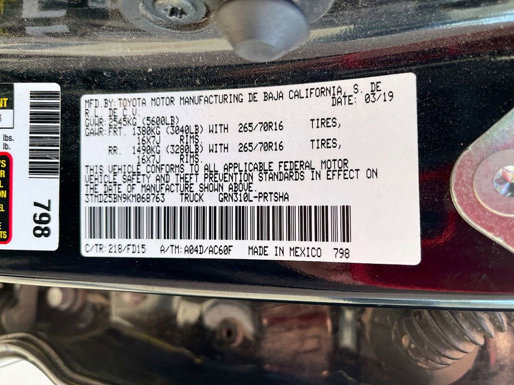 Used 2019 Toyota Tacoma TRD Off-Road w/ Technology Package image 29