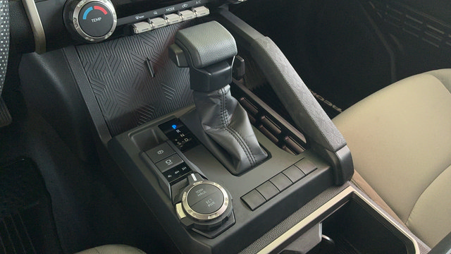 Used 2026 Toyota Tacoma SR5 AWD/4WD image 18