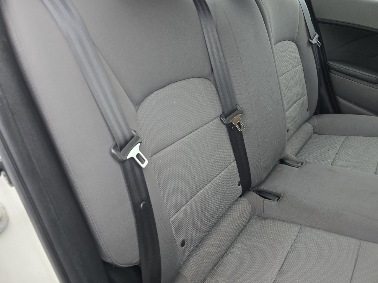 Used 2018 Kia Forte LX image 19