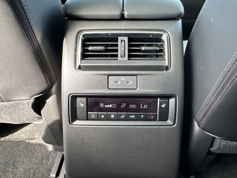 Certified 2025 MAZDA CX-90 3.3 Turbo S w/ Premium Package image 23