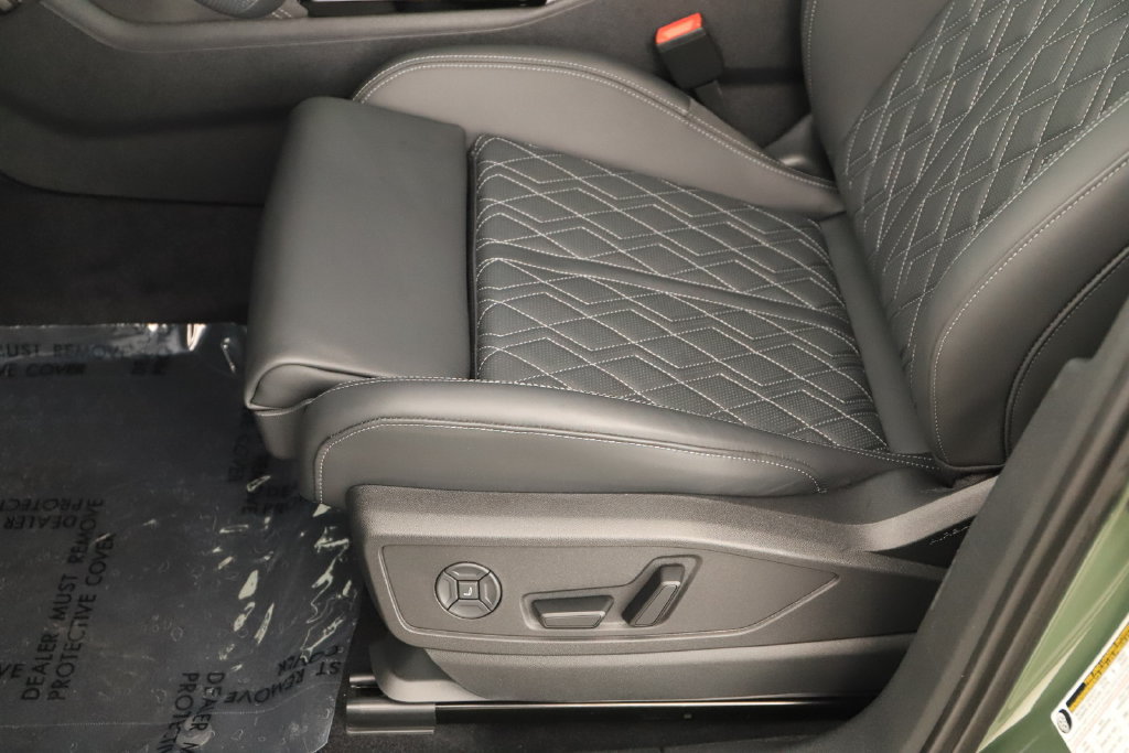 Used 2026 Audi SQ5 Premium Plus AWD/4WD image 25