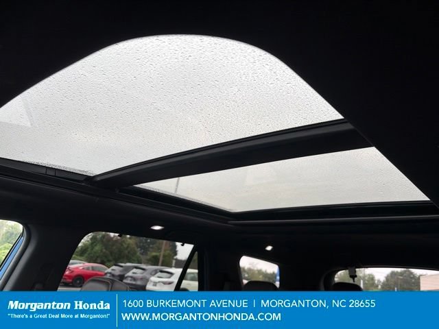 Used 2025 Honda Pilot TrailSport image 25