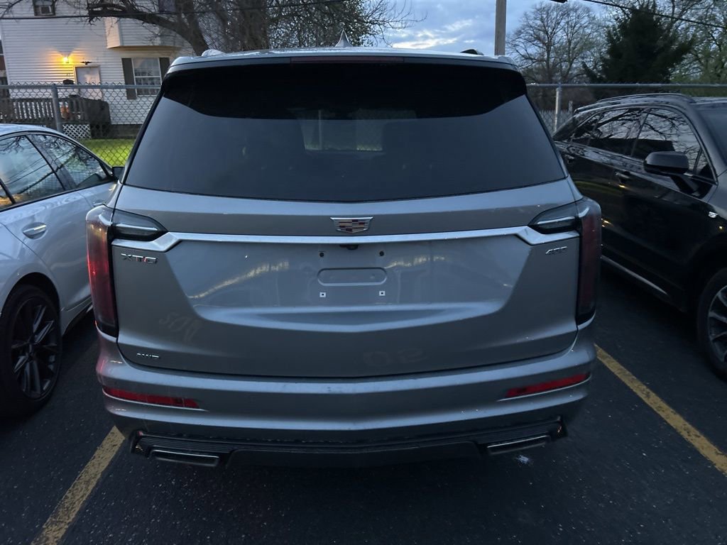 Used 2023 Cadillac XT6 Sport image 8