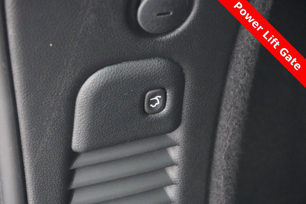 Used 2022 Dodge Durango GT w/ Blacktop Package image 8