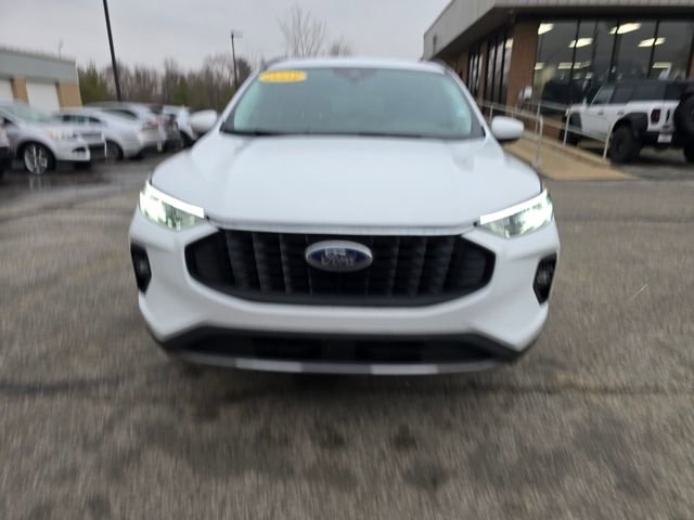 Used 2023 Ford Escape SE image 8