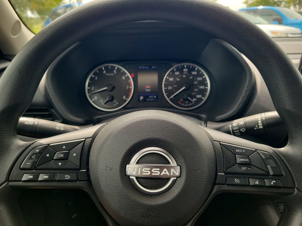 Used 2025 Nissan Sentra S FWD image 18