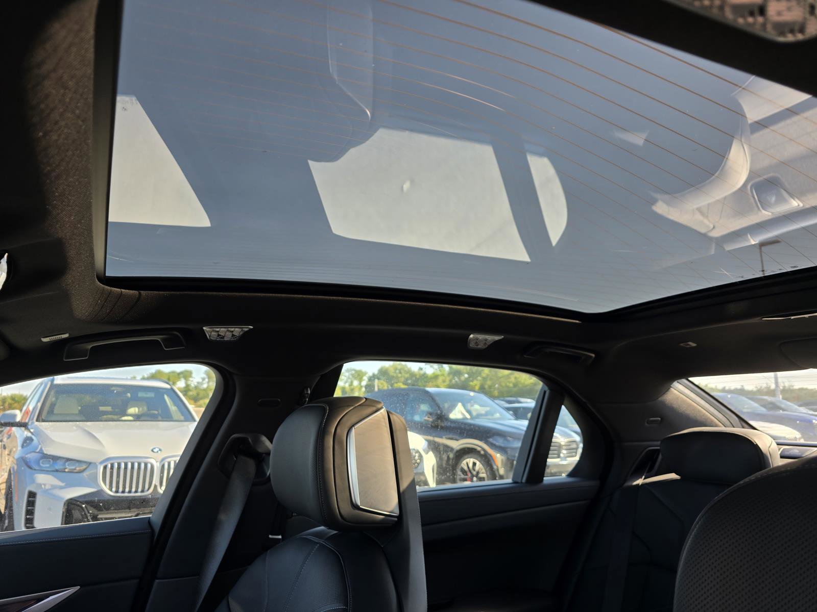 New 2025 BMW 760i xDrive image 23