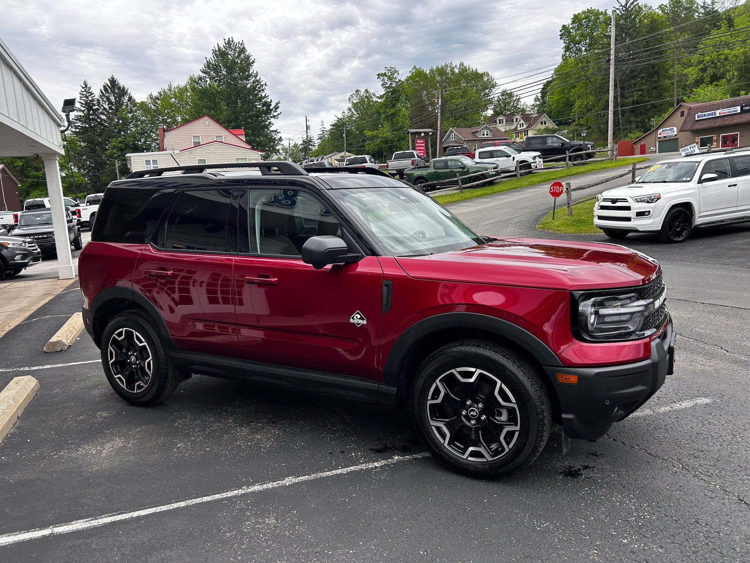 Used 2025 Ford Bronco Sport Outer Banks w/ Outer Banks Tech Package+ AWD/4WD image 13
