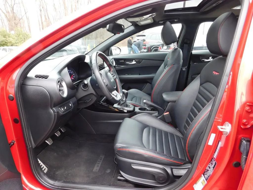 Used 2023 Kia Forte GT image 15