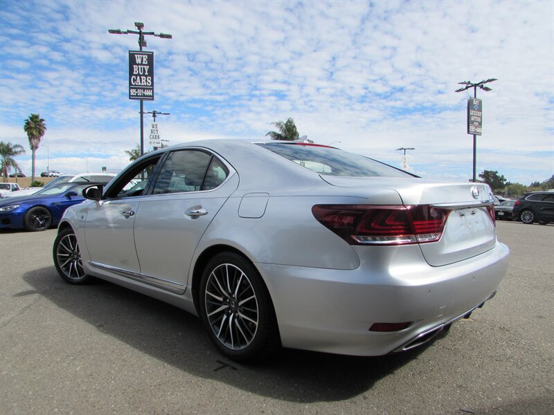 Used 2013 Lexus LS 460 AWD w/ F-Sport Pkg image 5