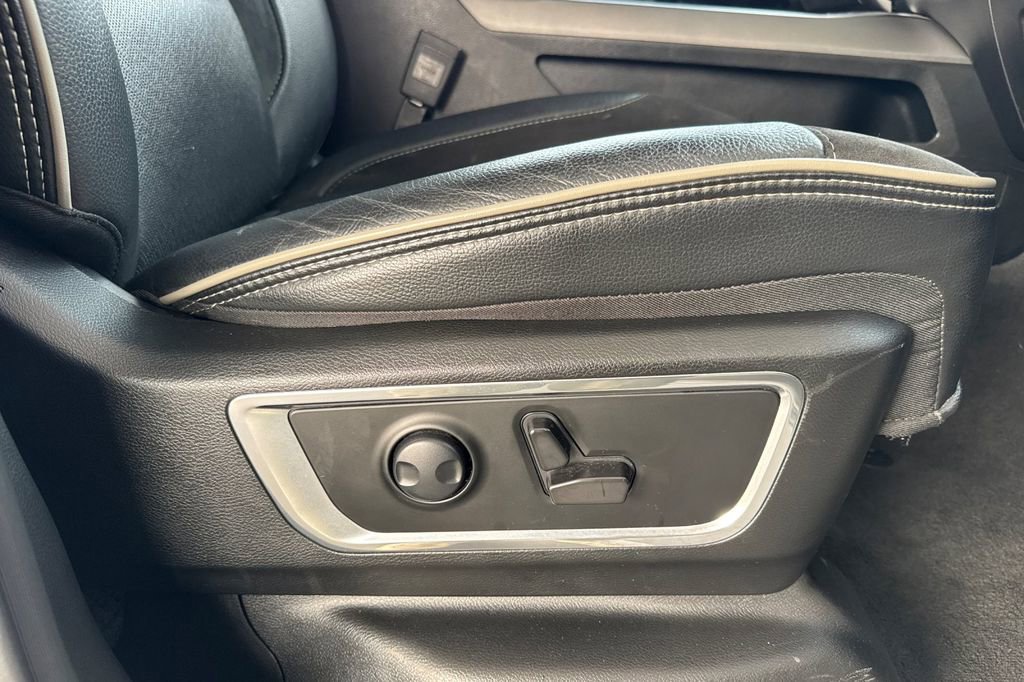 Used 2024 RAM 1500 Laramie image 26