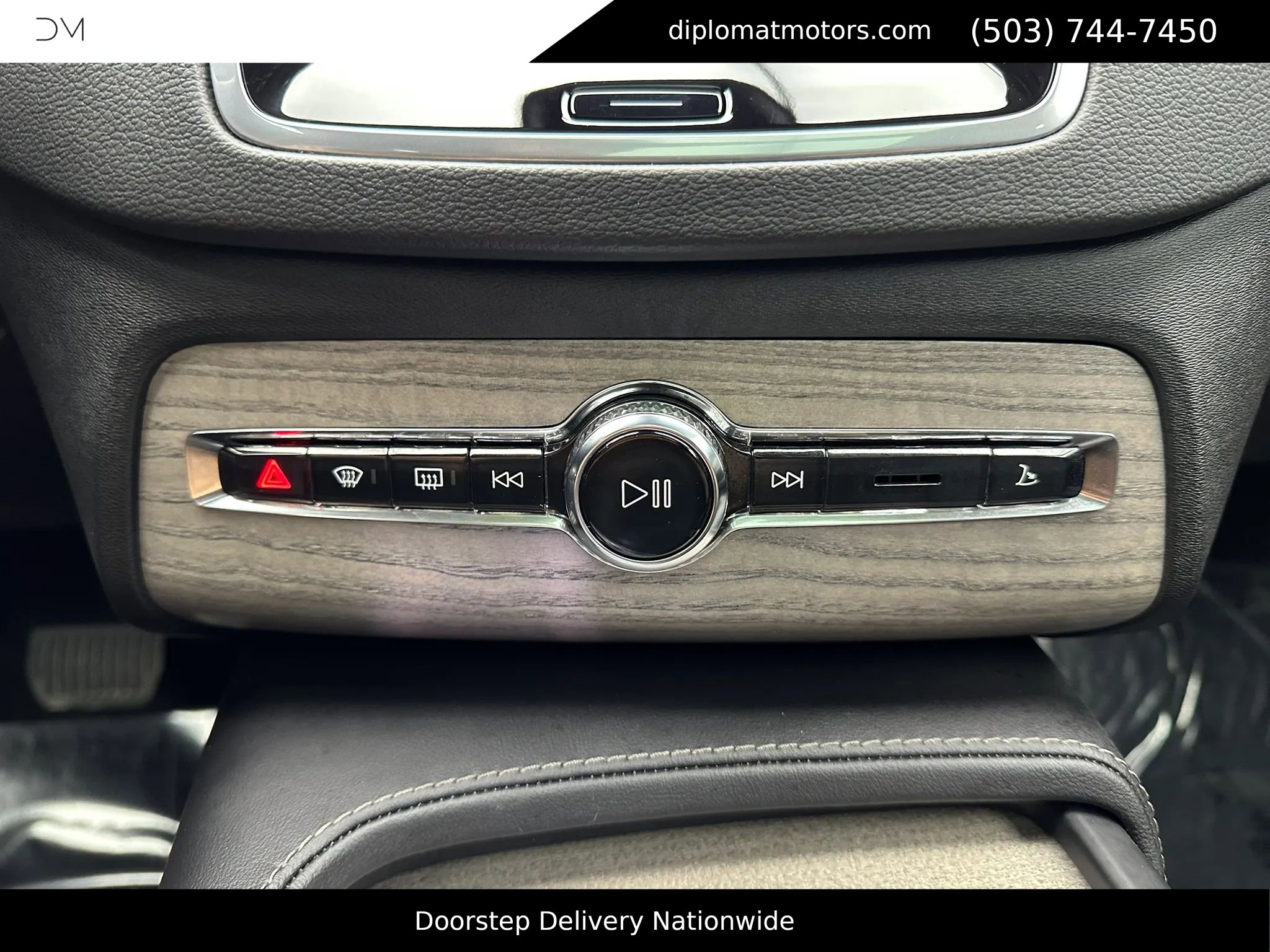 Used 2024 Volvo XC90 T8 Ultimate w/ Protection Package Premier image 40