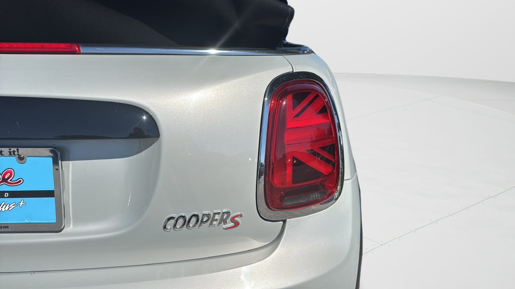 Used 2022 MINI Cooper S w/ Premium Package FWD image 45