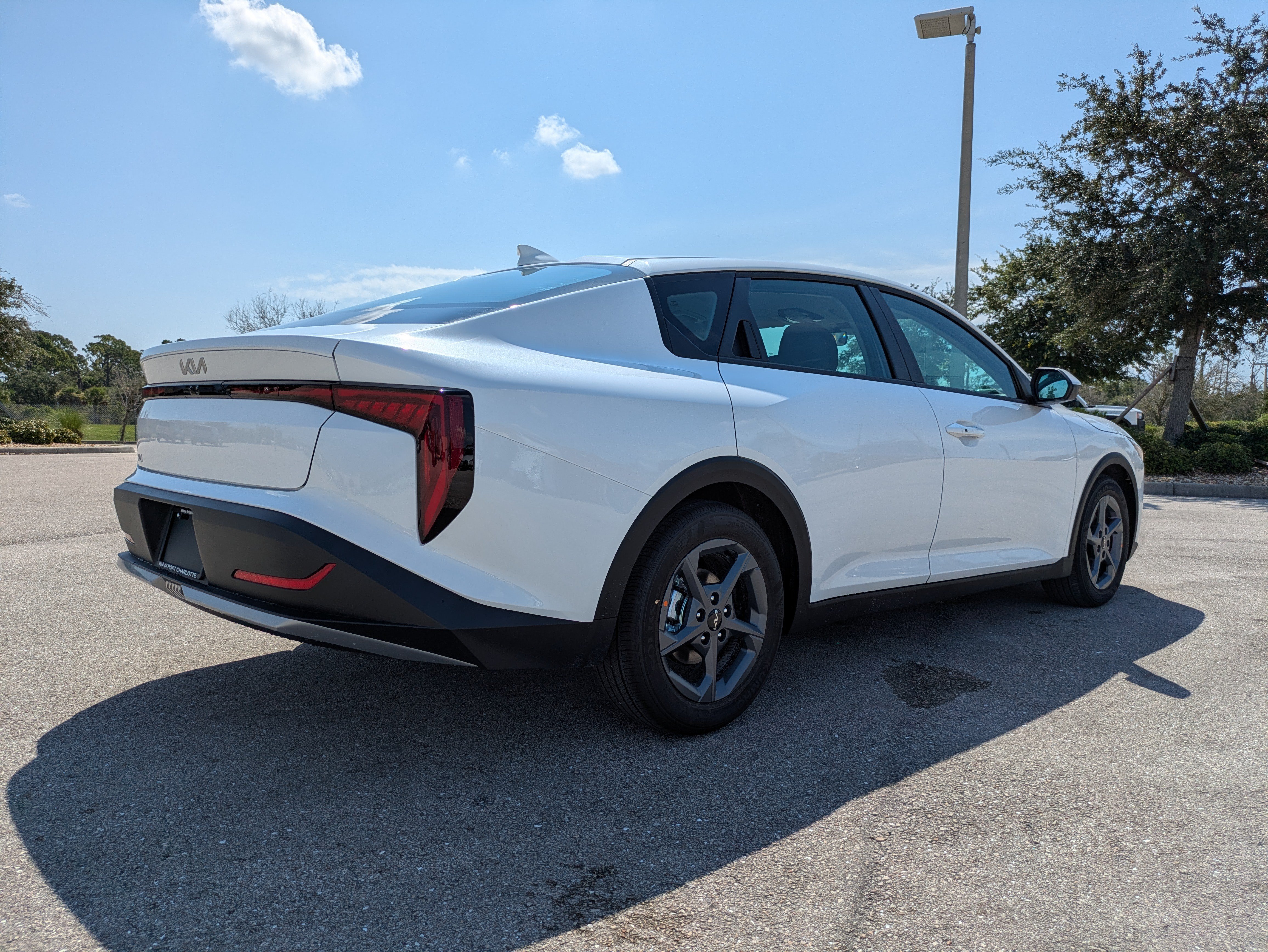 New 2026 Kia K4 FWD image 4