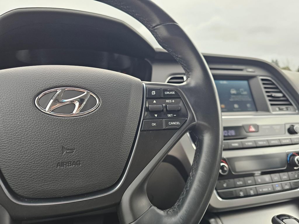 Used 2016 Hyundai Sonata Sport w/ Option Group 02 image 33