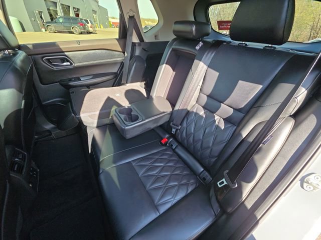 Certified 2023 Nissan Rogue Platinum w/ Platinum Premium Package AWD/4WD image 24