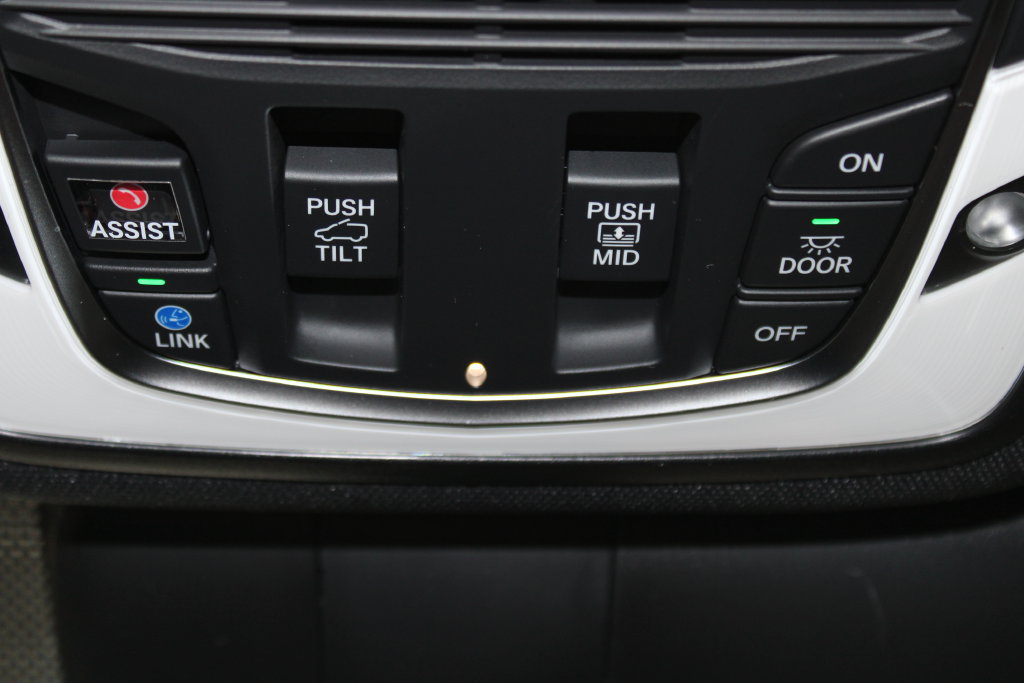 Used 2026 Acura RDX w/ Advance Package AWD/4WD image 25