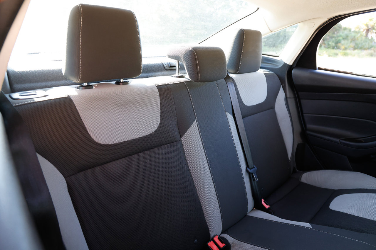 Used 2014 Ford Focus SE w/ SE Sport Package image 14