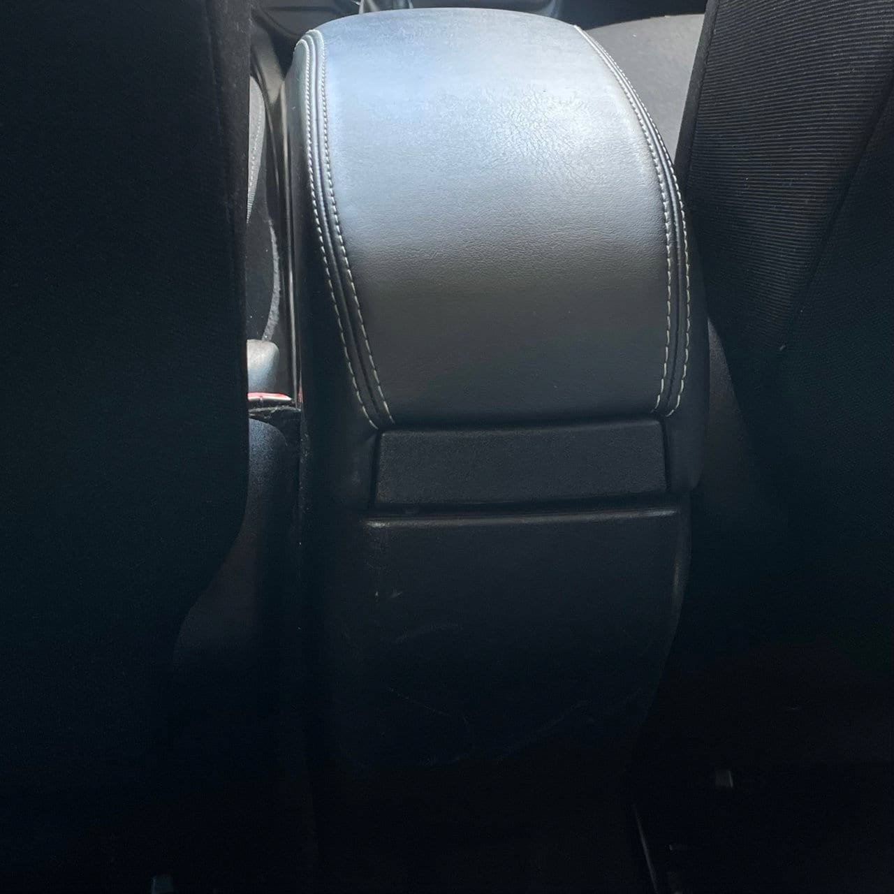 Used 2023 Jeep Renegade Latitude AWD/4WD image 24