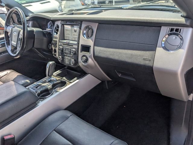 Used 2017 Ford Expedition EL Limited RWD image 12