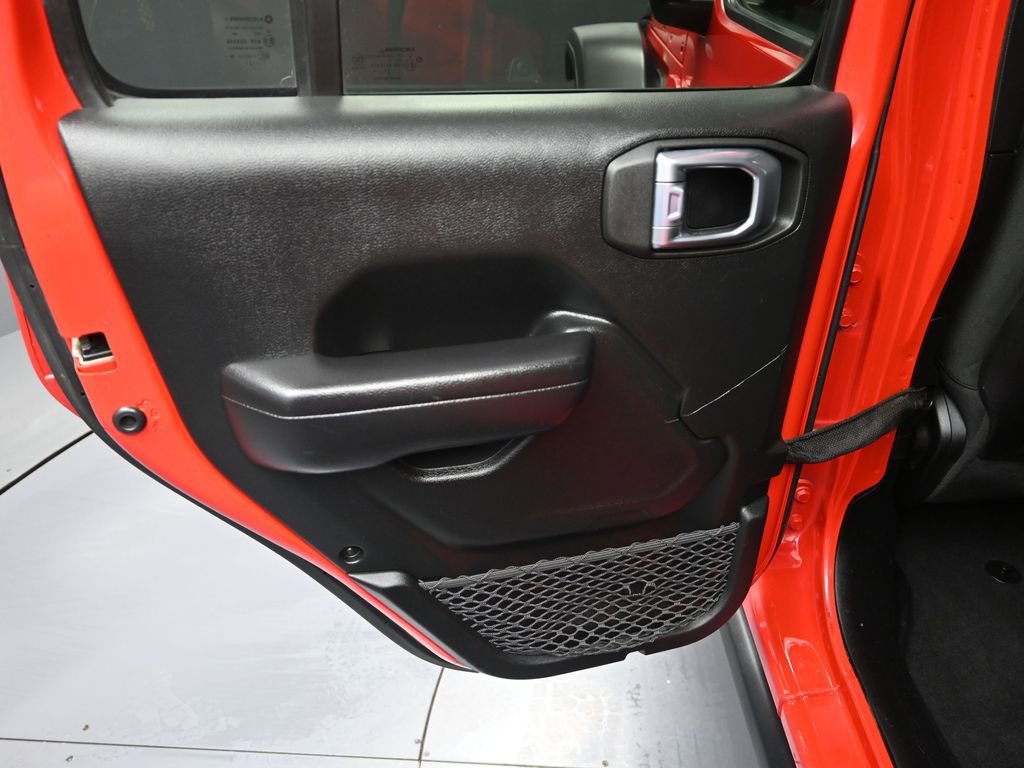 Used 2021 Jeep Gladiator Mojave AWD/4WD image 26