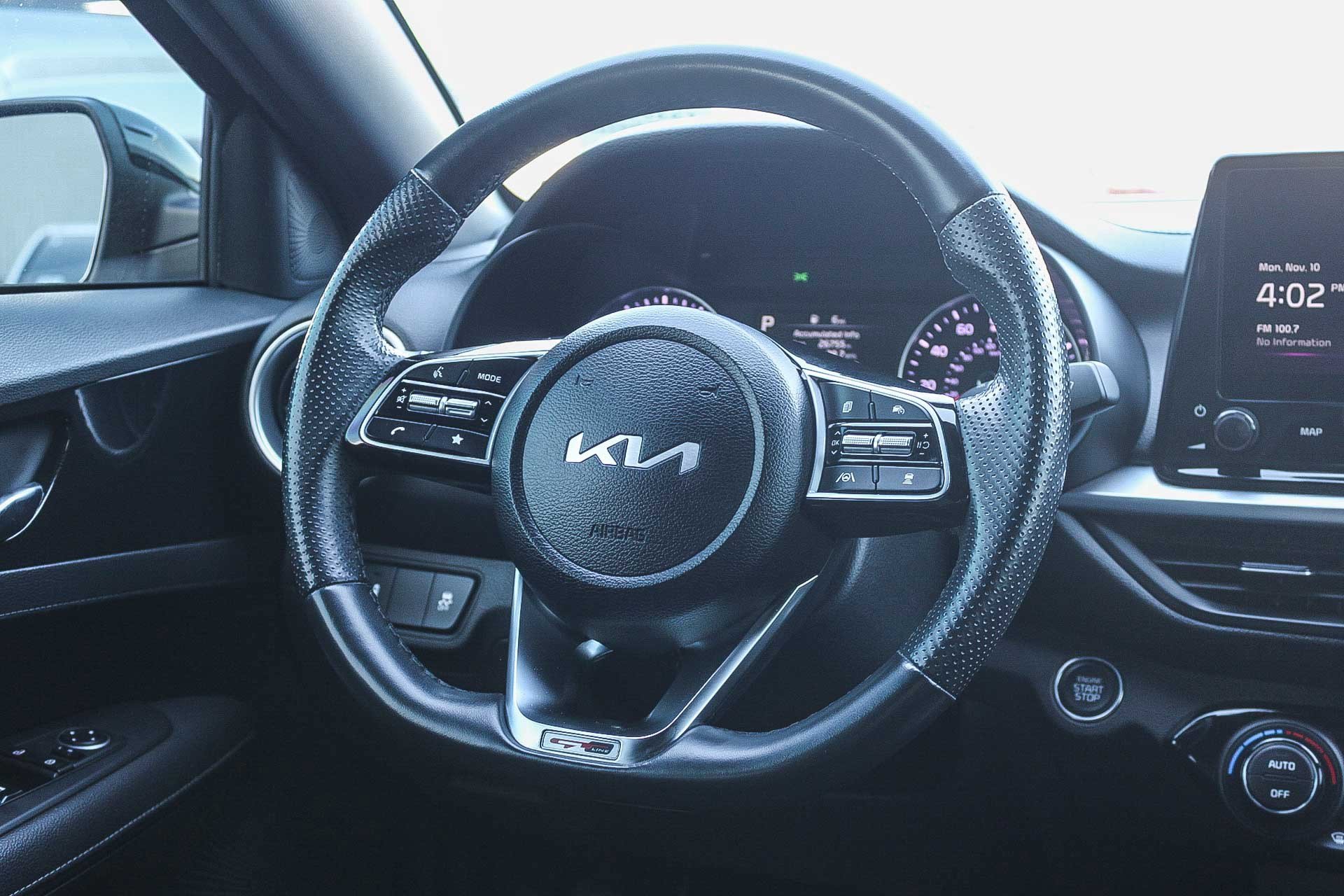 Used 2023 Kia Forte GT-Line w/ GT-Line Technology Package image 16