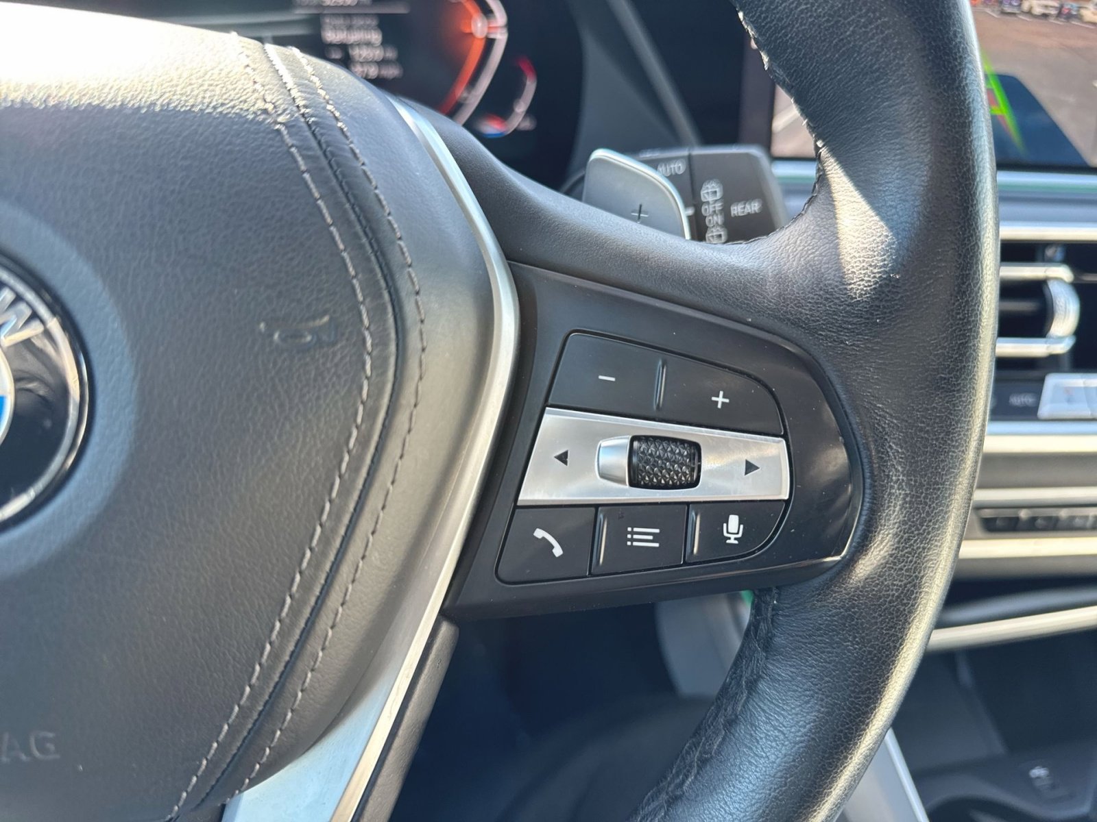 Used 2023 BMW X5 xDrive40i w/ Premium Package image 17