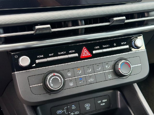 New 2026 Hyundai Santa Cruz SE FWD image 15