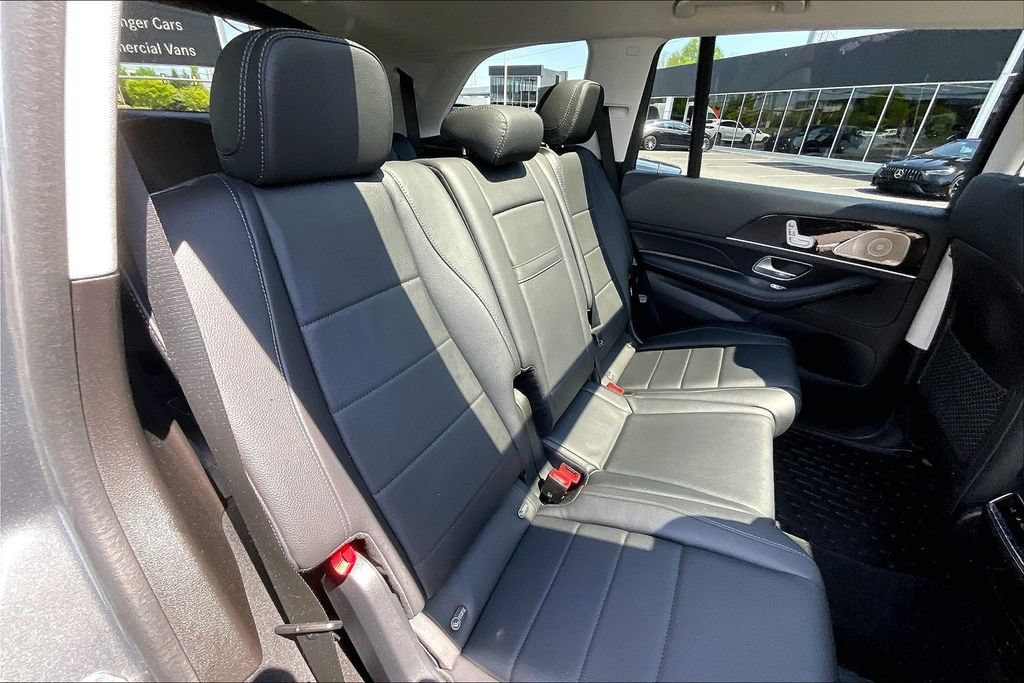 Certified 2023 Mercedes-Benz GLS 450 4MATIC image 19