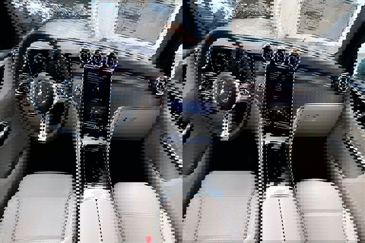 New 2026 Mercedes-Benz GLC 300 GLC 300 image 8