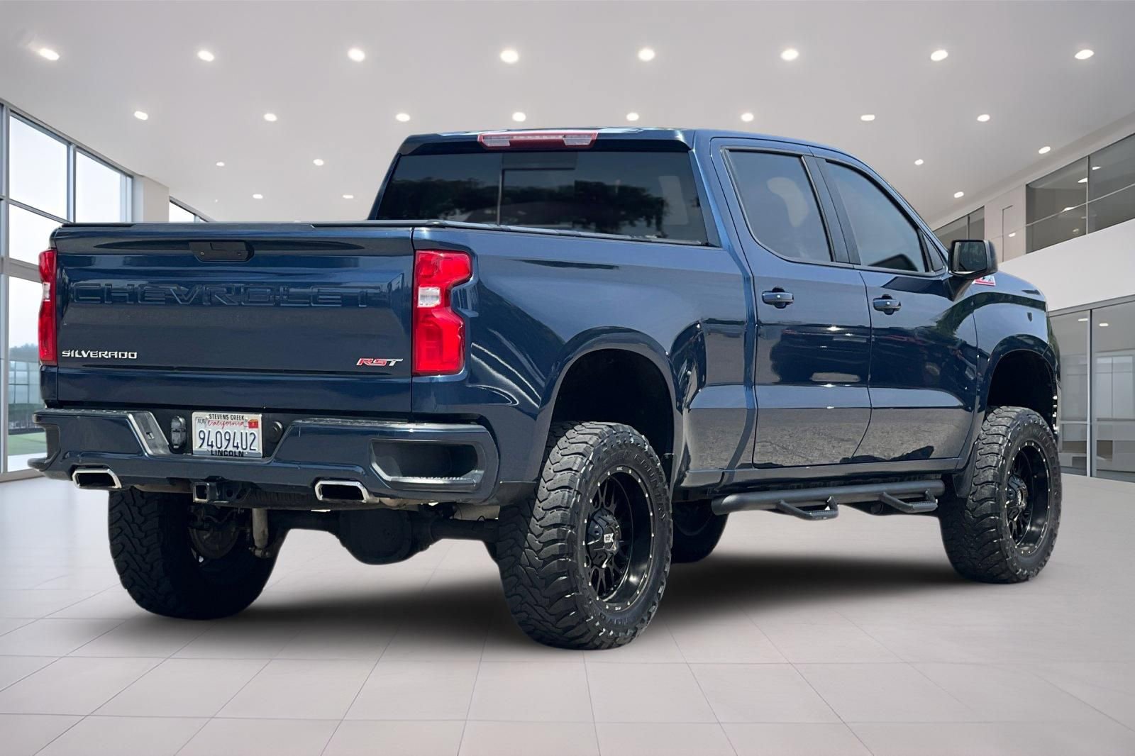 Used 2019 Chevrolet Silverado 1500 RST AWD/4WD image 4