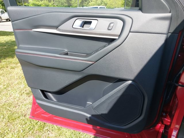 Certified 2025 Ford Explorer ST-Line AWD/4WD image 27