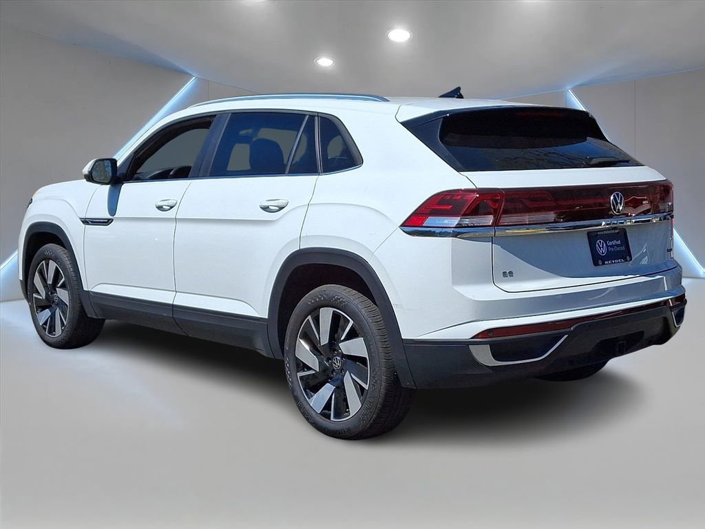 Certified 2025 Volkswagen Atlas Cross Sport SE w/ Panoramic Sunroof Package AWD/4WD image 7