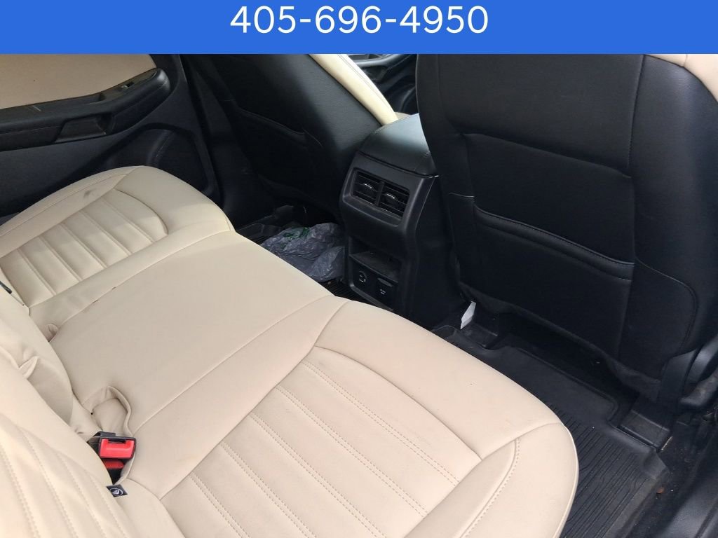 Used 2021 Ford Edge SEL w/ Convenience Package image 10