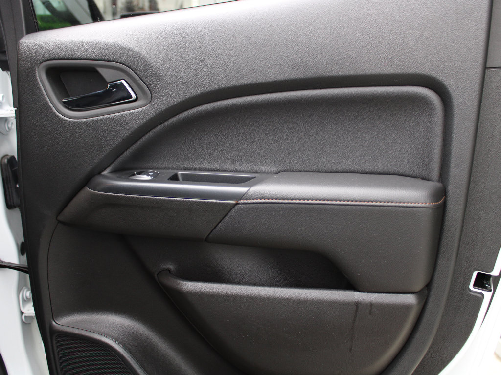 Used 2022 GMC Canyon AT4 w/ Trailering Package image 27