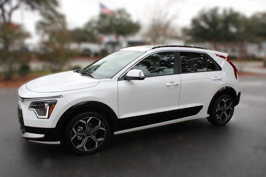 New 2026 Kia Niro EX FWD image 13