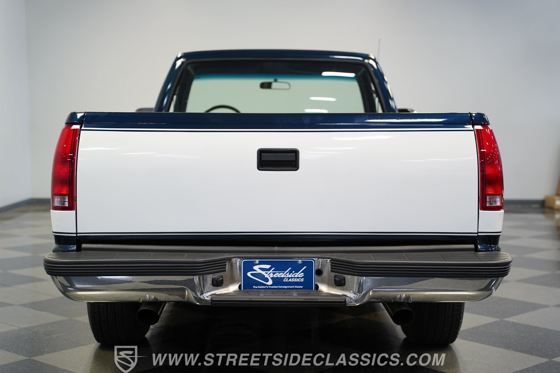 Used 1989 Chevrolet Silverado 1500 2WD Regular Cab image 26