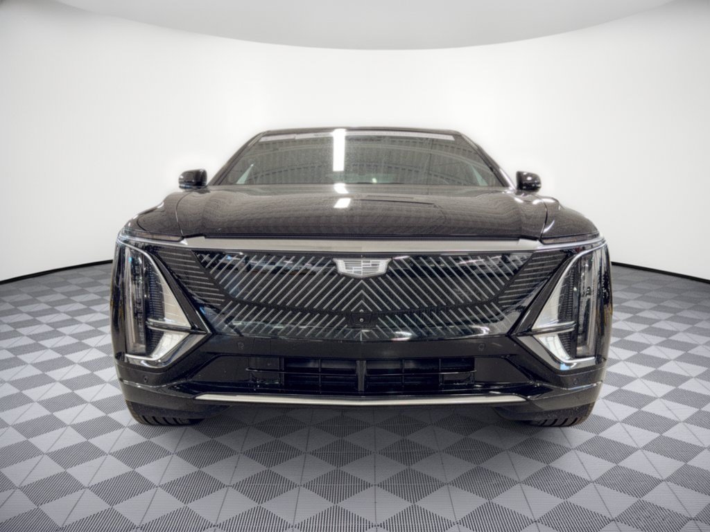 Used 2024 Cadillac Lyriq Luxury RWD image 6