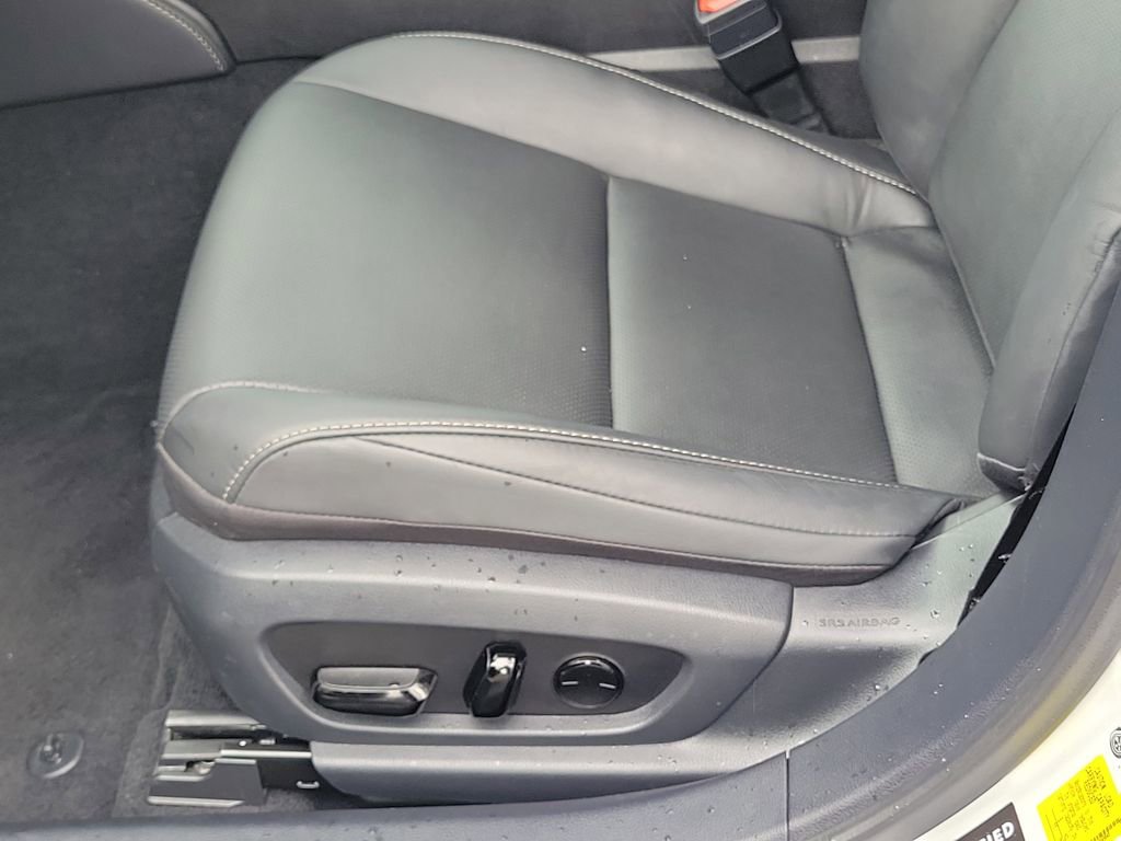 Used 2024 Lexus ES 300h w/ Premium Package FWD image 14