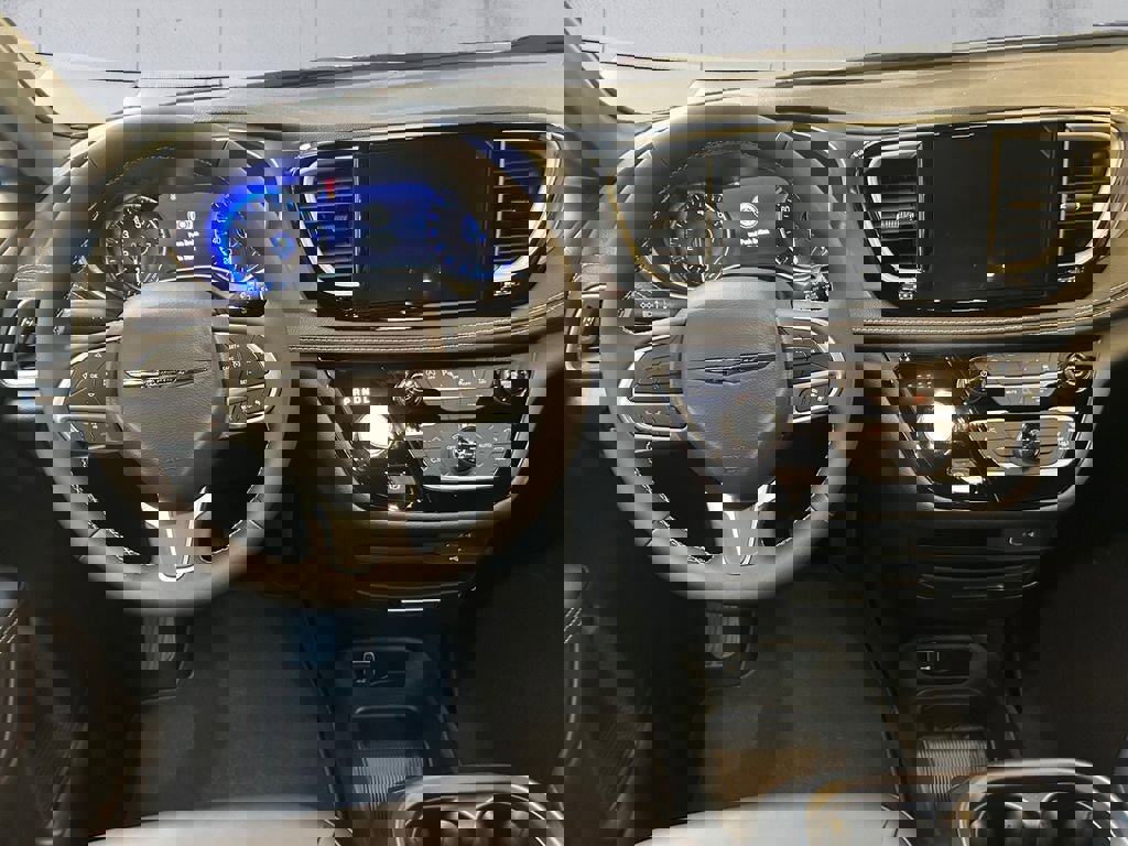 New 2026 Chrysler Pacifica Select image 11