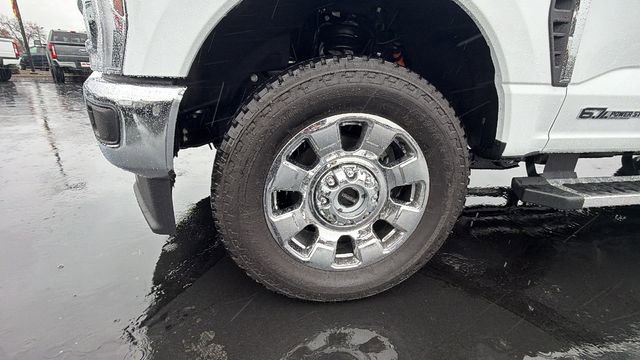 New 2026 Ford F250 Lariat w/ Chrome Package image 10